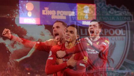 Liverpool makes history by winning English title for the first time in 30 years